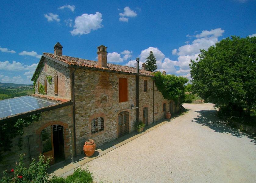 Umbria San Venanzo Exterior Detail