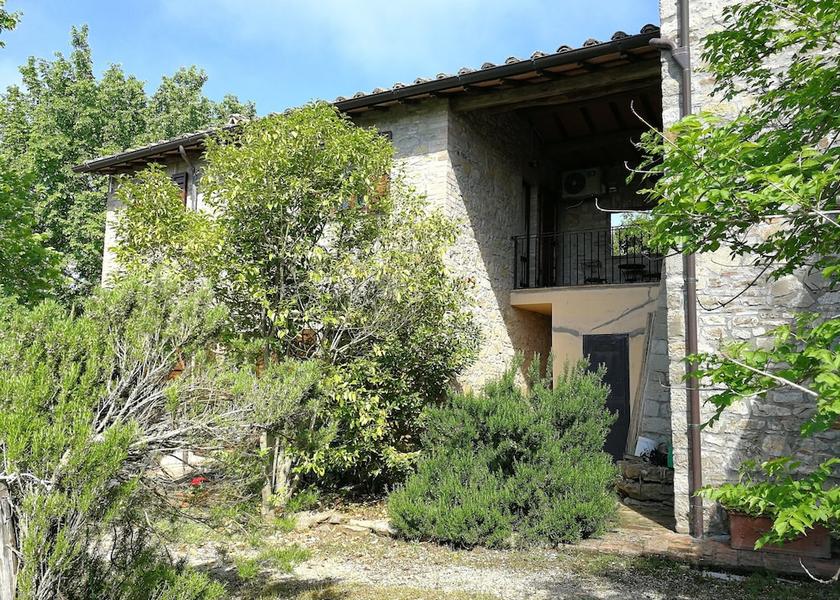 Umbria San Venanzo Facade