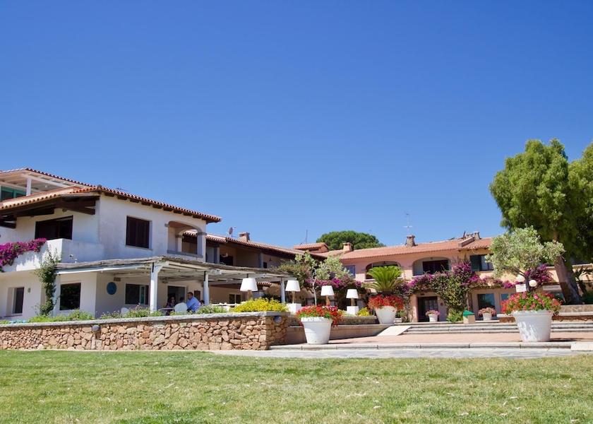 Sardinia Loiri Porto San Paolo Exterior Detail