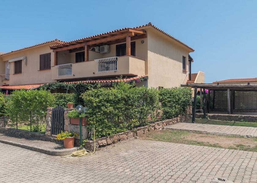 Sardinia Loiri Porto San Paolo Exterior Detail