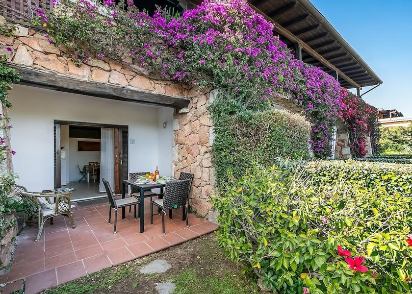 Sardinia Loiri Porto San Paolo Outdoor Dining