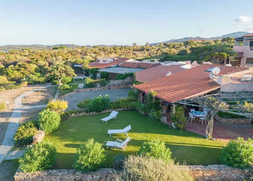 Sardinia Loiri Porto San Paolo Outdoor Dining