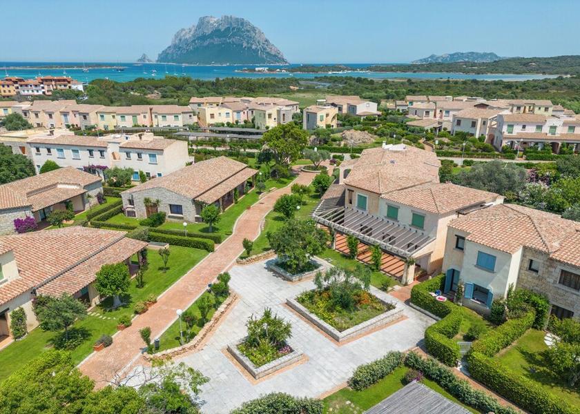 Sardinia Loiri Porto San Paolo Exterior Detail