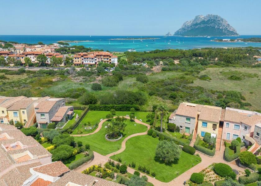 Sardinia Loiri Porto San Paolo Exterior Detail