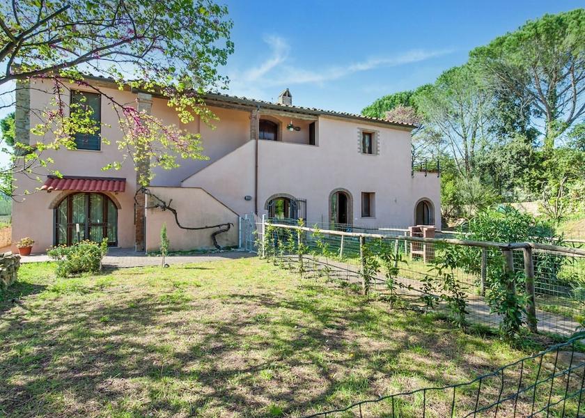 Tuscany Riparbella Exterior Detail