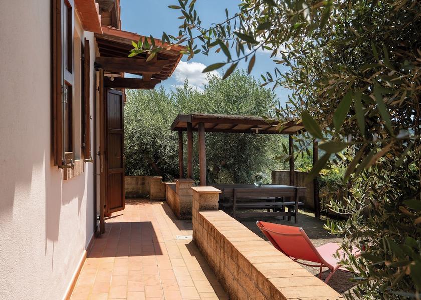 Tuscany Riparbella Exterior Detail