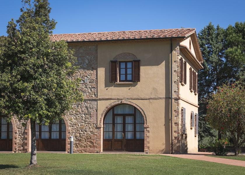 Tuscany Riparbella Exterior Detail