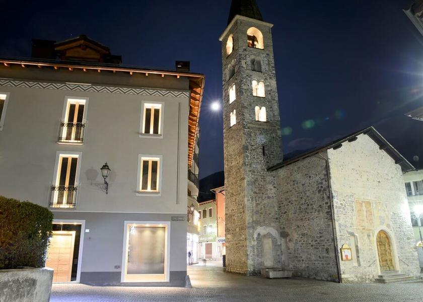 Lombardy Bormio Facade