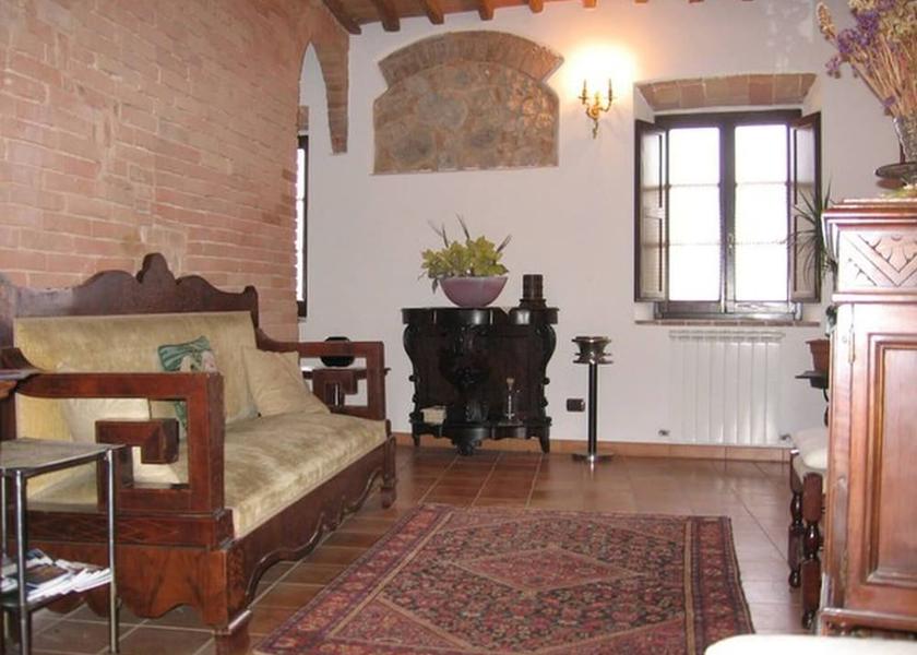 Tuscany Sovicille Interior Entrance