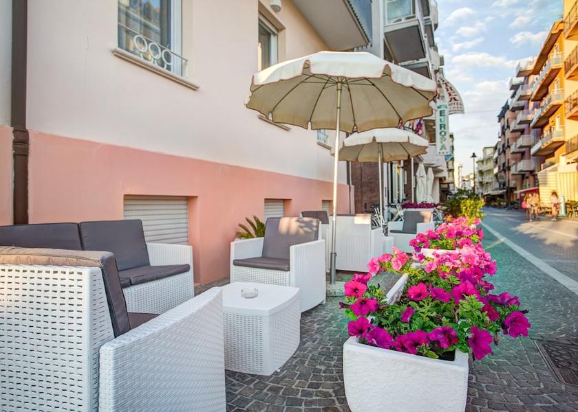 Marche Gabicce Mare Exterior Detail