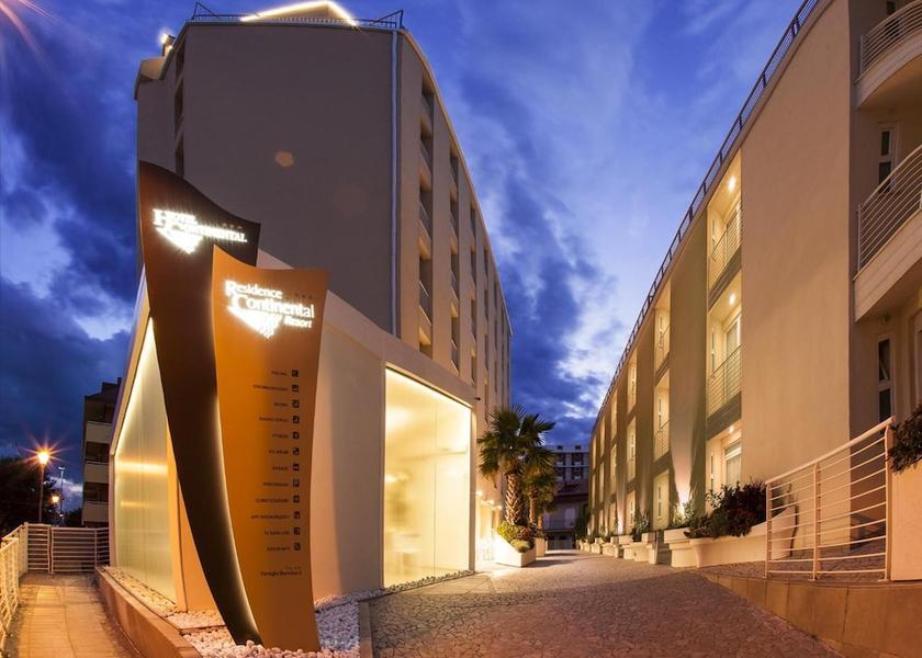 Marche Gabicce Mare Exterior Detail