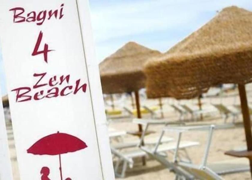 Marche Gabicce Mare Exterior Detail