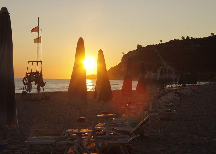 Puglia Vico Del Gargano Beach