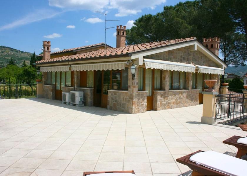 Tuscany Castiglion Fiorentino Terrace