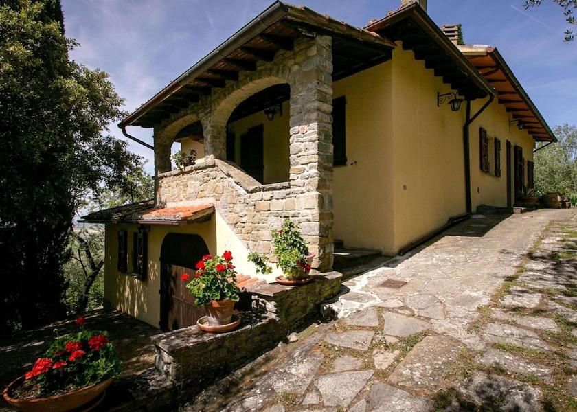 Tuscany Castiglion Fiorentino Exterior Detail