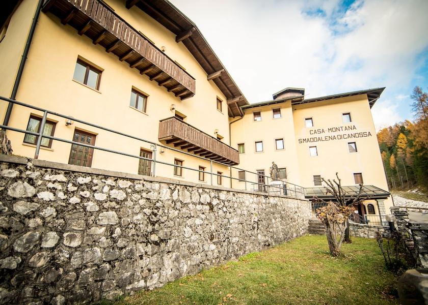 Veneto San Vito Di Cadore Exterior Detail