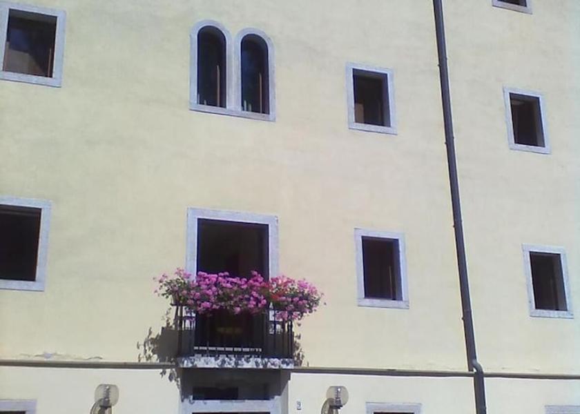 Veneto San Vito di Cadore Exterior Detail
