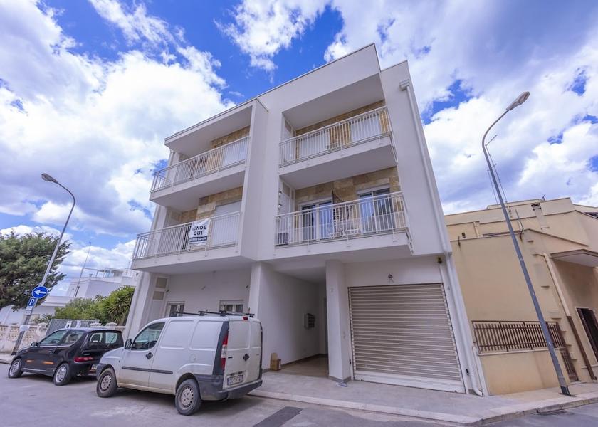 Puglia Polignano A Mare Exterior Detail