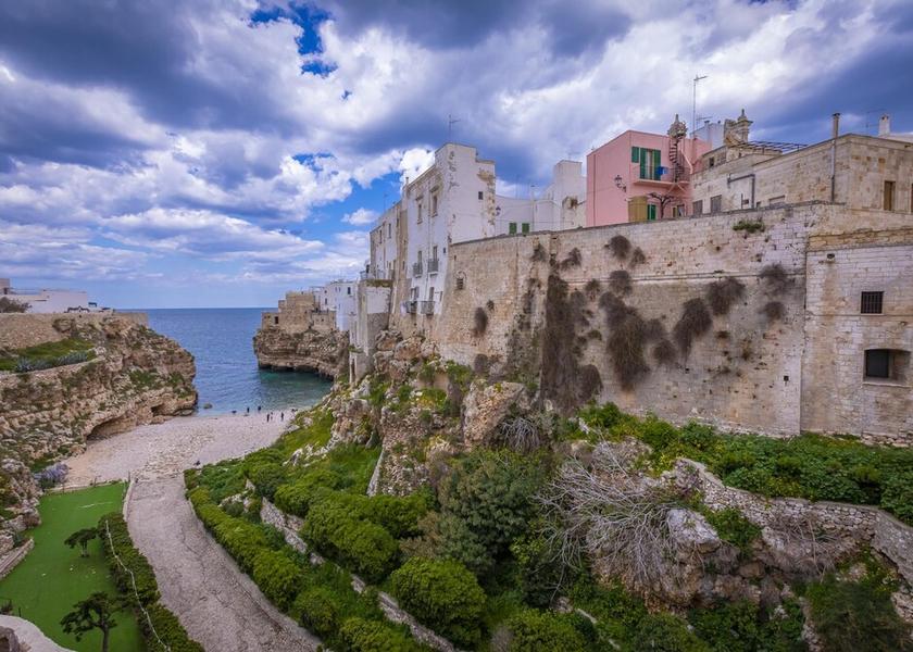Puglia Polignano A Mare Exterior Detail