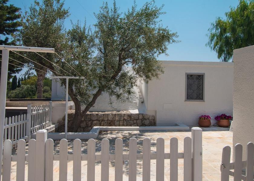Puglia Polignano A Mare Exterior Detail