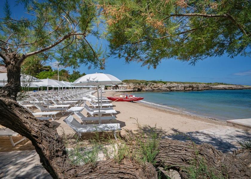 Puglia Polignano a Mare Beach