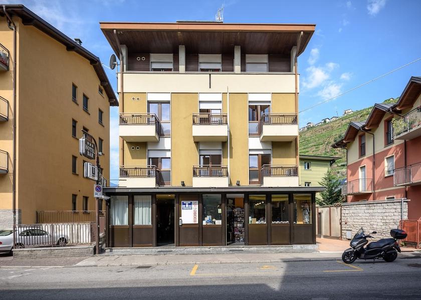 Lombardy Sondrio Facade