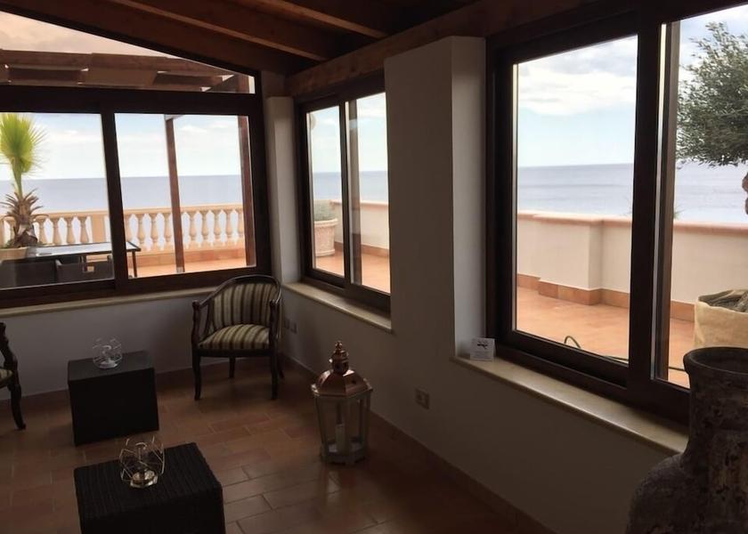 Calabria Marina Di Gioiosa Ionica Interior Entrance