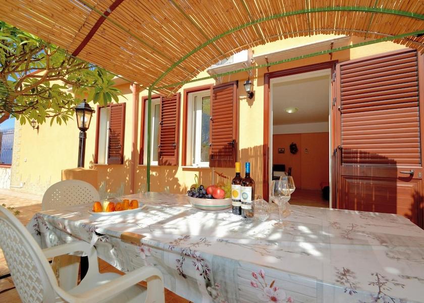 Sicily Balestrate Room