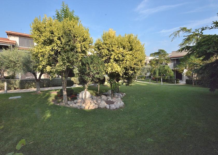 Veneto Cavaion Veronese Garden