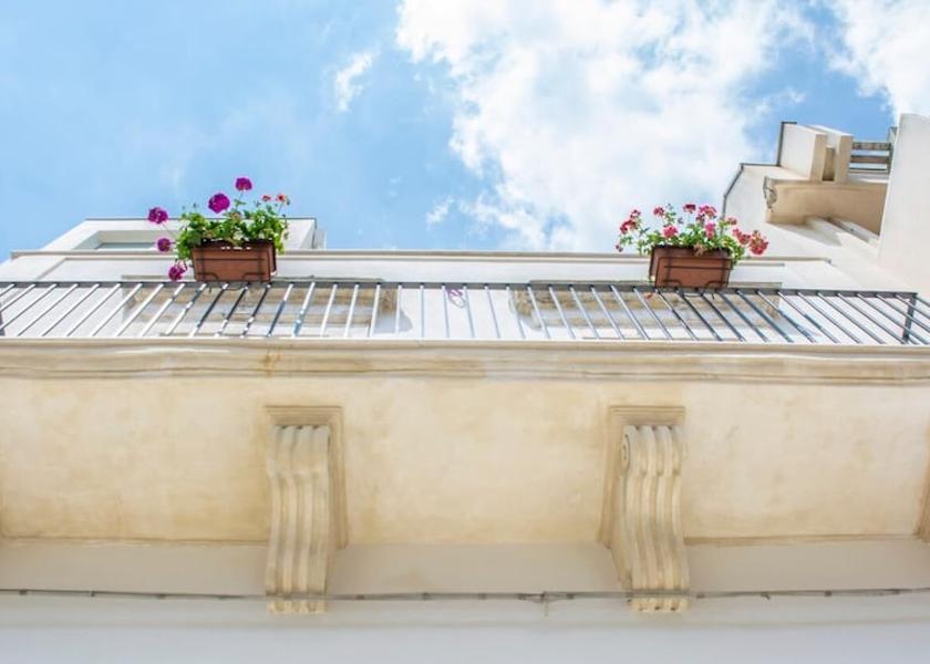 Sicily Ispica Property Grounds