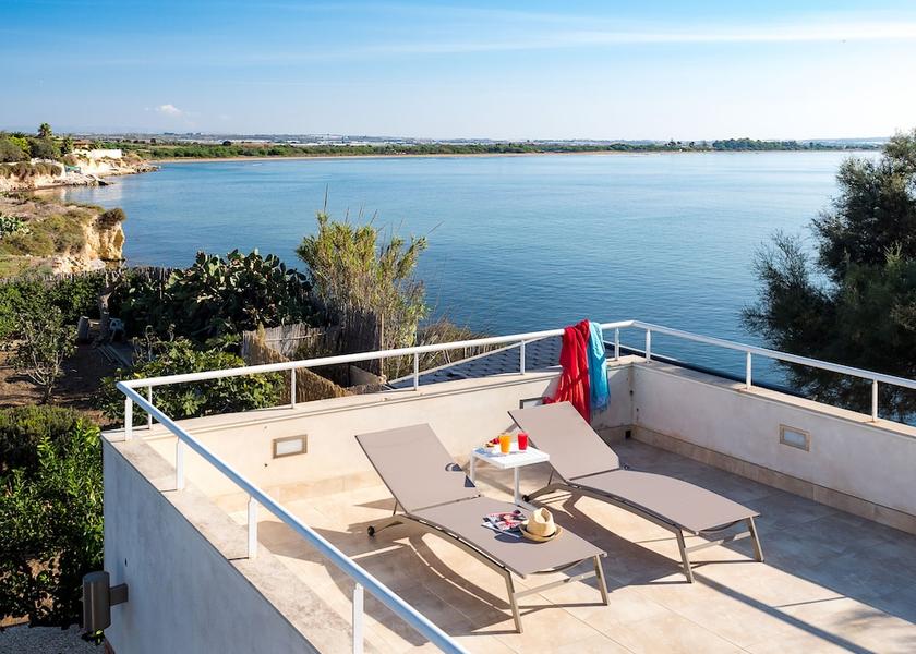 Sicily Ispica Exterior Detail