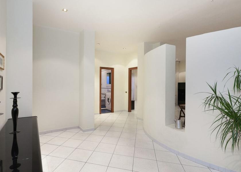 Campania Trecase Interior Entrance