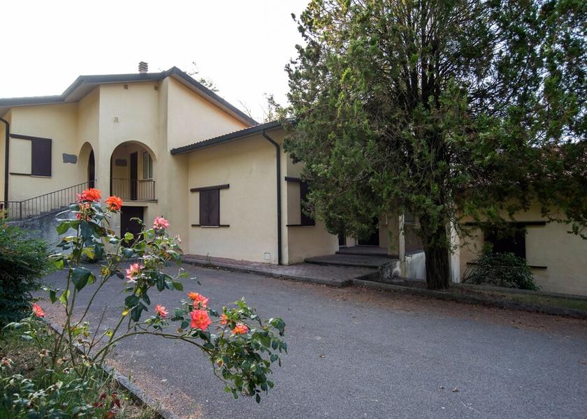 Tuscany Arcidosso Exterior Detail