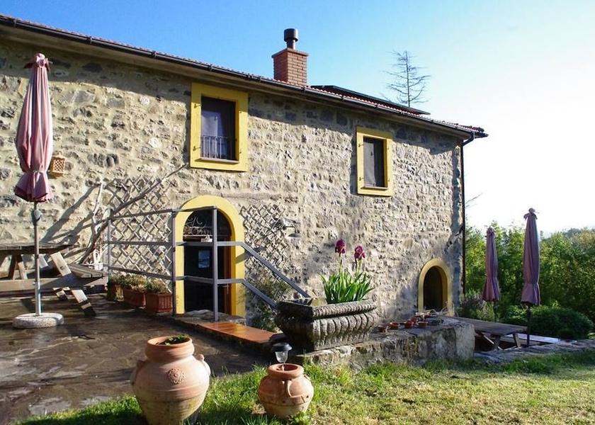 Tuscany Arcidosso Exterior Detail