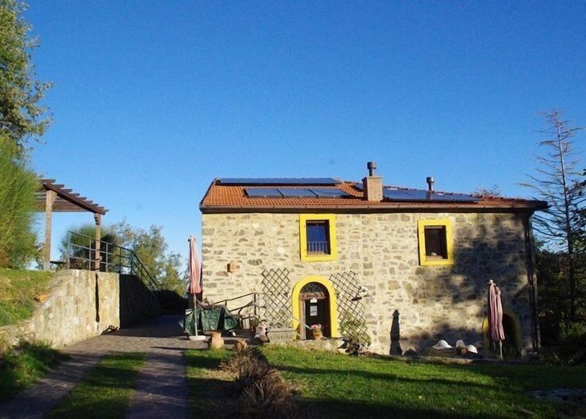 Tuscany Arcidosso Exterior Detail