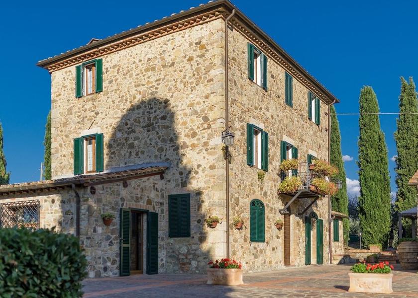 Tuscany Cetona Exterior Detail