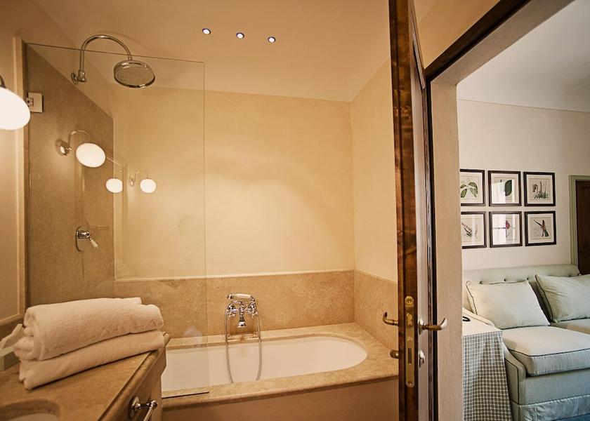 Tuscany Cetona Bathroom