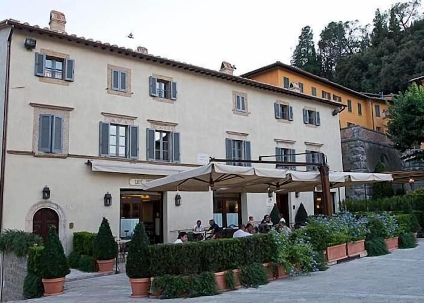 Tuscany Cetona Exterior Detail