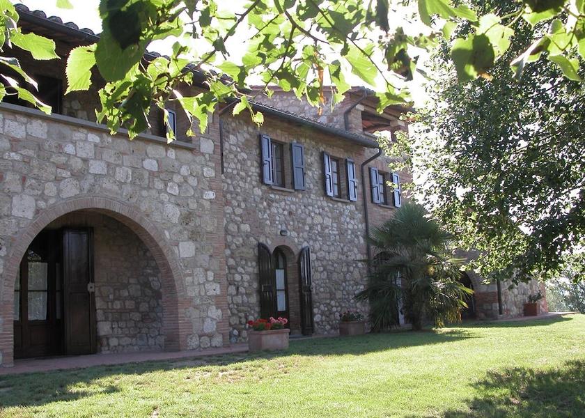 Tuscany Cetona Exterior Detail