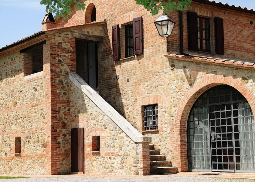 Tuscany Cetona Exterior Detail