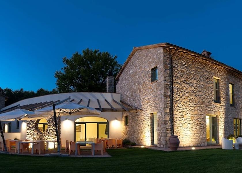 Umbria Baschi Facade