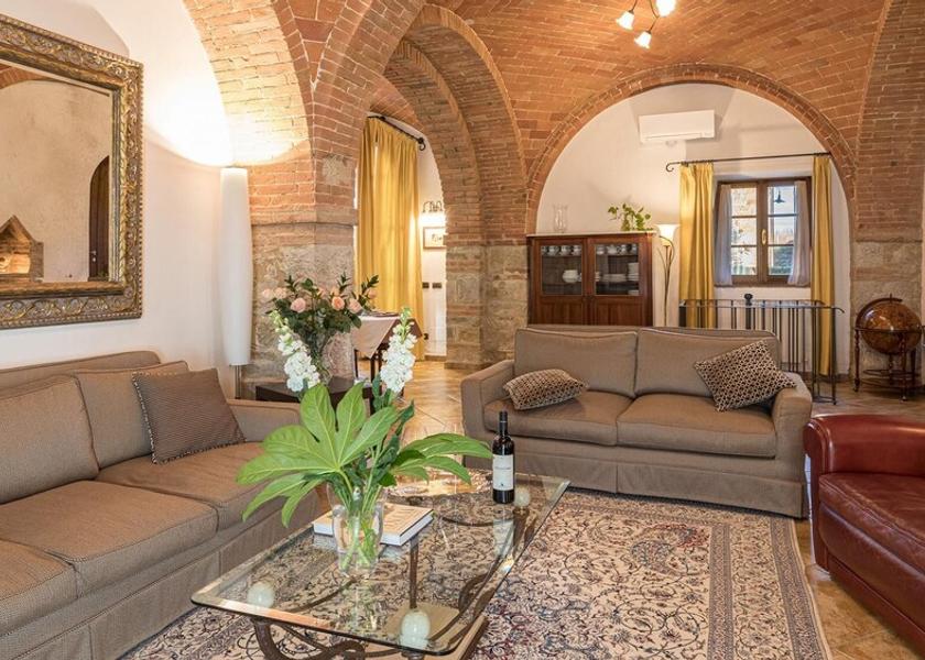 Tuscany Castelnuovo Berardenga Room