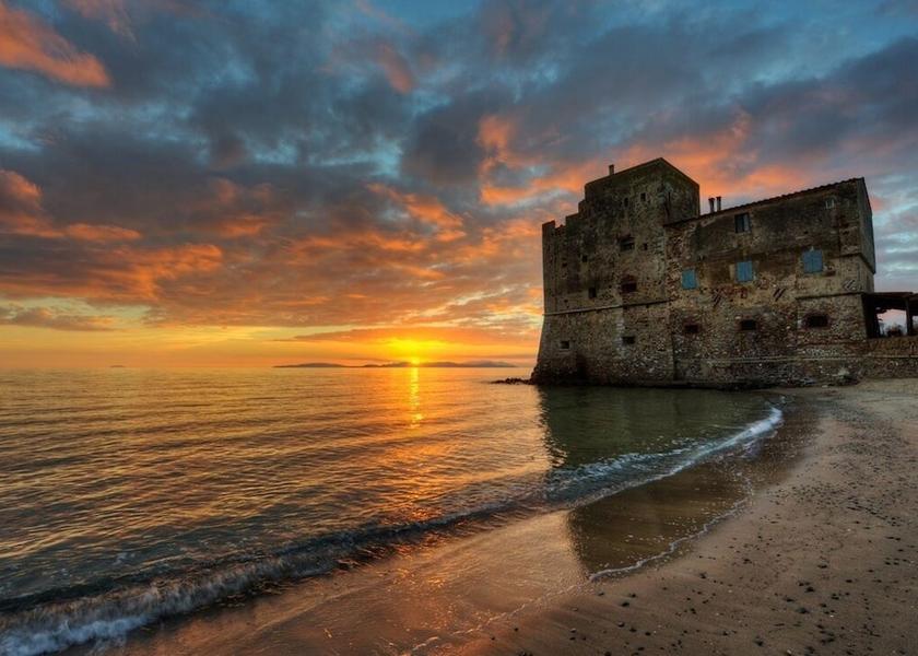 Tuscany Piombino Beach