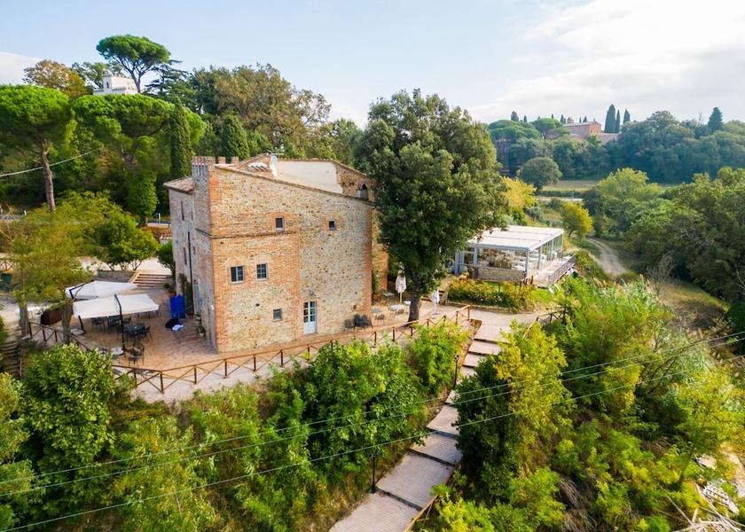 Umbria Citta Della Pieve Exterior Detail