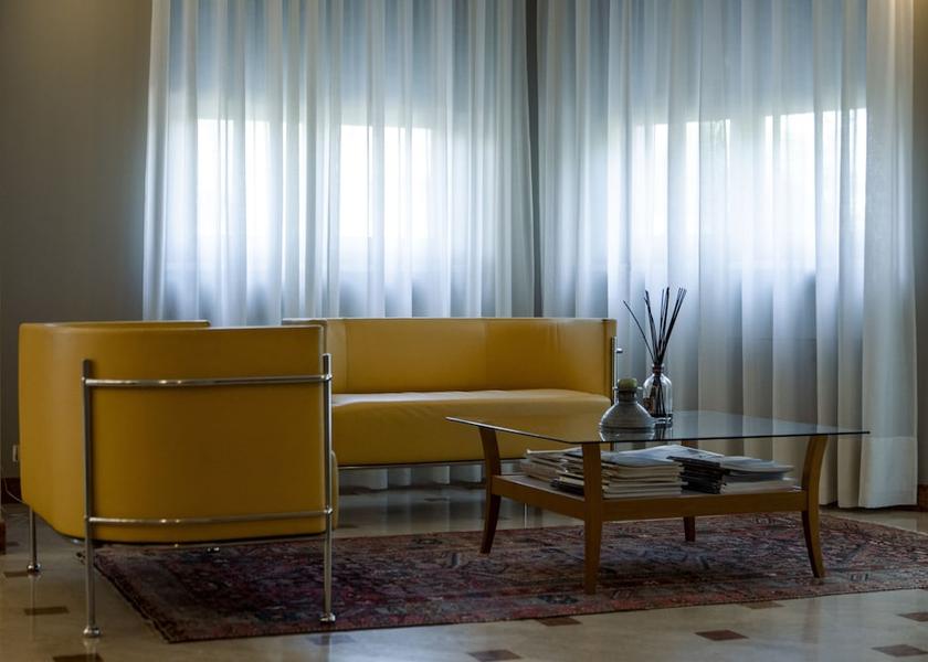 Lombardy Rezzato Lobby sitting area