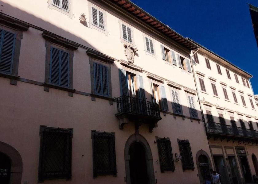 Tuscany Montevarchi Exterior Detail