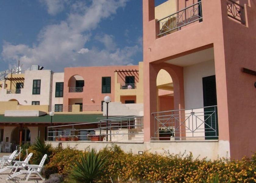 Puglia Santa Cesarea Terme Exterior Detail