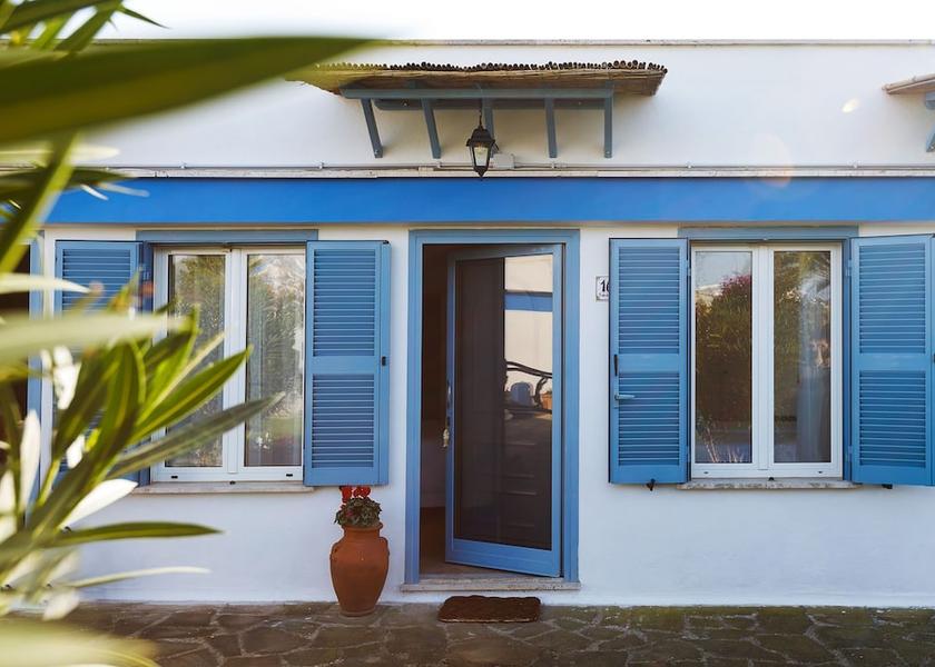 Lazio Ladispoli Exterior Detail