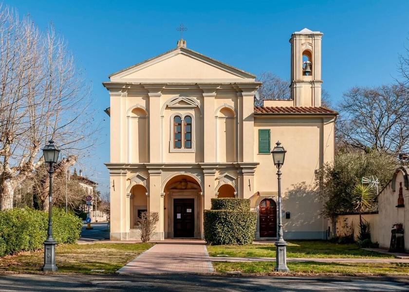 Tuscany Bientina Exterior Detail