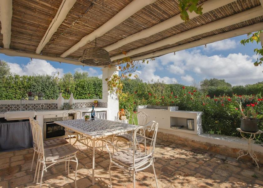 Puglia Castellana Grotte Exterior Detail